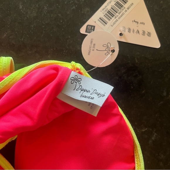 Dippin’ Daisy’s ReVibe Neon Pink Encore Velvet Bandeau Velvet Bikini Top Large - Picture 10 of 12